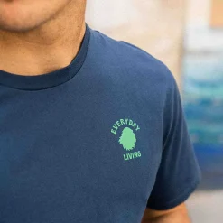 T-Shirt In Cotone Biologico Vestibilita Regolare | Inchiostro Blu Vita Quotidiana